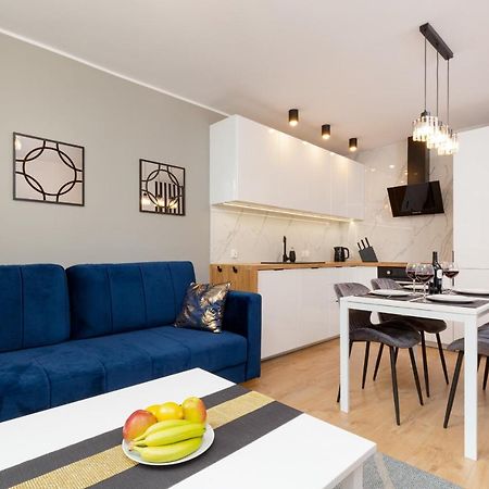 Beautiful Two-Bedroom Apartment Warsaw Bielany By Noclegi Renters Екстер'єр фото
